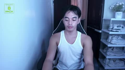 Snapshot of crazyasiancum chatting on 12-04-24, 10:35 Zion online show from 12-04-24, 10:35