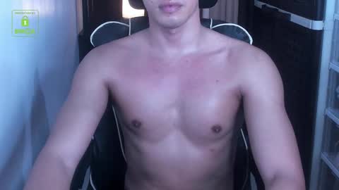Snapshot of crazyasiancum chatting on 11-24-25, 05:29 Zion online show from 11-24-25, 05:29