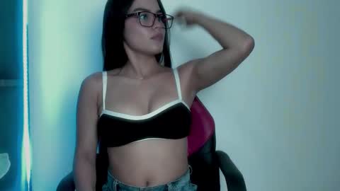 Snapshot of crazybaby_squirt chatting on 02-23-26, 03:04 crazybaby_squirt online show from 02-23-26, 03:04