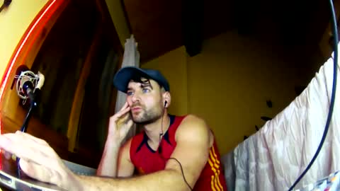 crazyboy44412345 online show from 11-18-25, 04:17