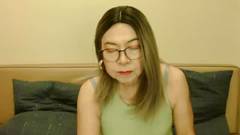 Kelly   online show from 10-30-25, 04:30