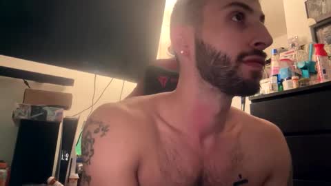 Snapshot of crazydill28 chatting on 10-20-25, 08:53 crazydill28 online show from 10-20-25, 08:53