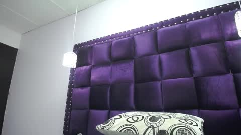 Snapshot of crazyonme chatting on 01-04-25, 11:06 diosalinda online show from 01-04-25, 11:06