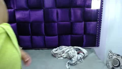 Snapshot of crazyonme chatting on 01-14-25, 07:21 diosalinda online show from 01-14-25, 07:21