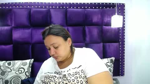 Snapshot of crazyonme chatting on 03-01-25, 12:23 diosalinda online show from 03-01-25, 12:23