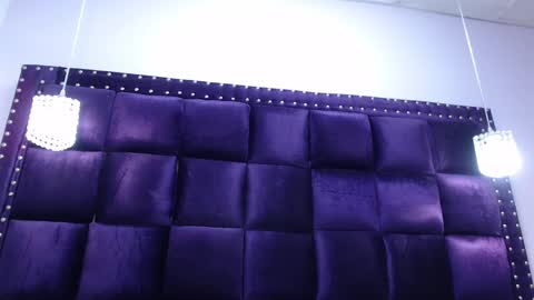 Snapshot of crazyonme chatting on 09-25-25, 09:57 diosalinda online show from 09-25-25, 09:57