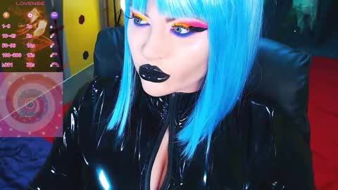 Roxy online show from 10-29-25, 02:41