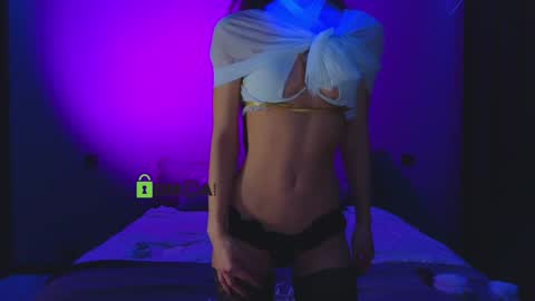 Snapshot of crazzy_cherry chatting on 11-10-25, 05:56 crazzy cherry online show from 11-10-25, 05:56