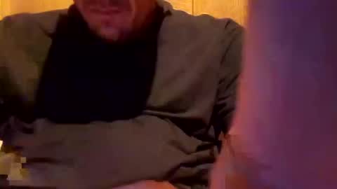 Snapshot of creameatr chatting on 10-13-25, 08:14 creameatr online show from 10-13-25, 08:14