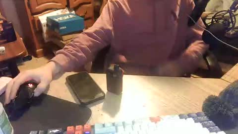 Snapshot of creamfilling1 chatting on 11-11-25, 05:51 creamfilling1 online show from 11-11-25, 05:51