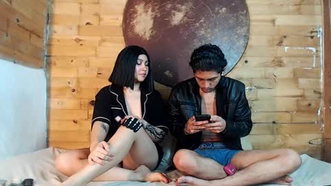  CAMILA Y SEBASTIAN online show from 01-29-25, 06:54