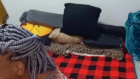 creamyhub online show from 10-16-25, 08:37