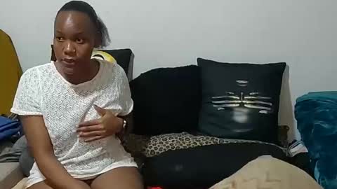 creamyhub online show from 11-08-25, 07:19