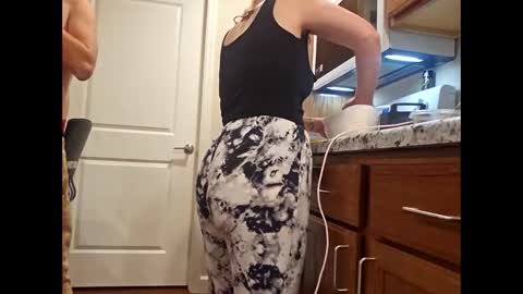 creamymilf11 online show from 12-02-25, 07:03