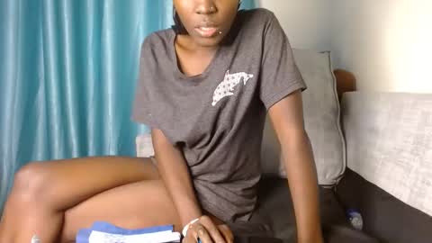 Snapshot of creamypro_ chatting on 01-12-25, 11:17 Taurus04 online show from 01-12-25, 11:17