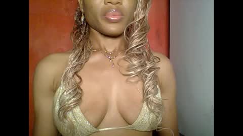 Snapshot of creamypussy002 chatting on 10-02-25, 10:39 creamypussy002 online show from 10-02-25, 10:39