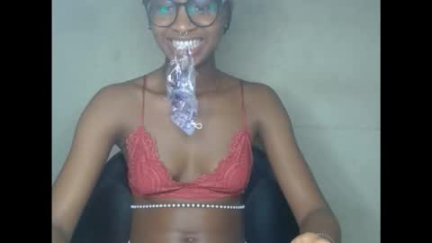 creamyxmuffin online show from 09-21-25, 08:10