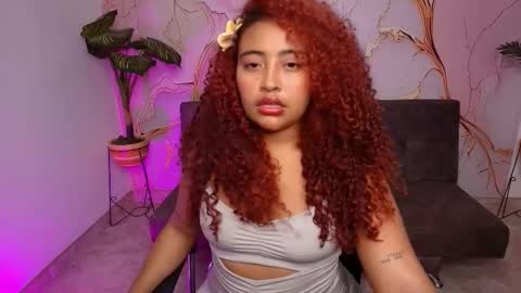 crespa_latin_ online show from 12-20-25, 01:34