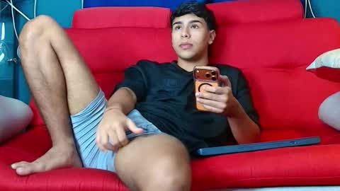 Snapshot of crh58_ chatting on 12-05-25, 01:47 crh58_ online show from 12-05-25, 01:47