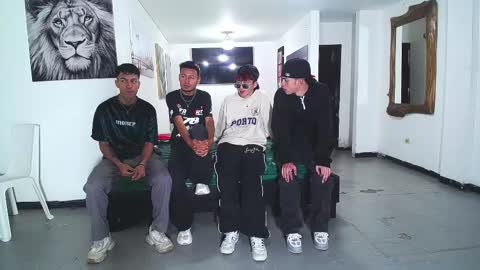 Snapshot of crismens chatting on 10-27-25, 12:31 crismens online show from 10-27-25, 12:31