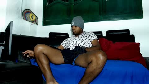 Snapshot of criss1964 chatting on 01-19-25, 03:50 yereimis y jaider online show from 01-19-25, 03:50