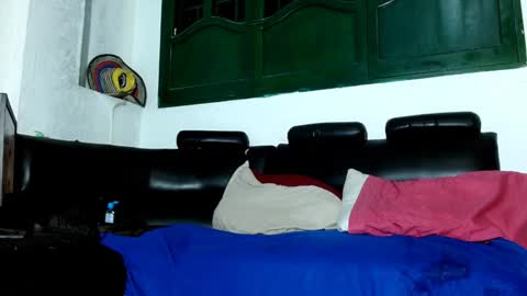 Snapshot of criss1964 chatting on 01-31-25, 05:51 yereimis y jaider online show from 01-31-25, 05:51