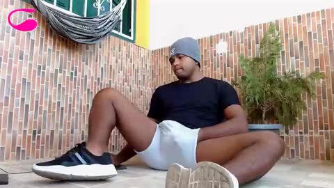 Snapshot of criss1964 chatting on 02-23-25, 06:45 yereimis y jaider online show from 02-23-25, 06:45