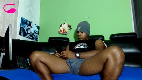 Snapshot of criss1964 chatting on 02-28-25, 03:59 yereimis y jaider online show from 02-28-25, 03:59