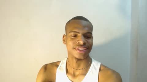 Snapshot of criss_zuri chatting on 10-11-25, 12:04 criss_zuri online show from 10-11-25, 12:04