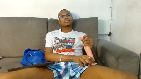 Snapshot of criss_zuri chatting on 10-27-25, 11:58 criss_zuri online show from 10-27-25, 11:58