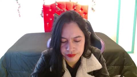 cristal1609 online show from 12-15-25, 12:53