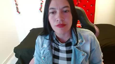 cristal541658 online show from 01-12-26, 01:38