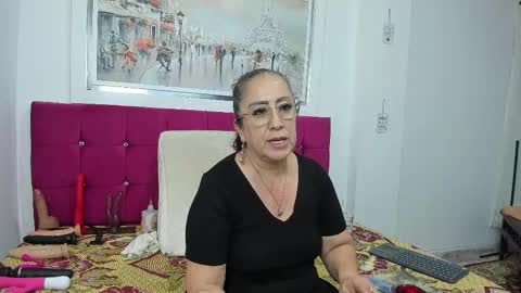Snapshot of cristal_18xxx chatting on 03-12-25, 10:07 Cristal online show from 03-12-25, 10:07