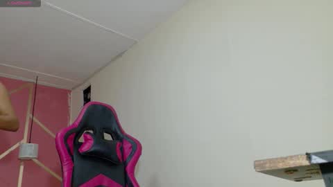 Snapshot of cristal_49 chatting on 03-02-26, 12:45 cristal_49 online show from 03-02-26, 12:45