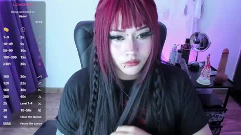 Snapshot of cristal_kosh chatting on 01-08-25, 08:29 Cris online show from 01-08-25, 08:29