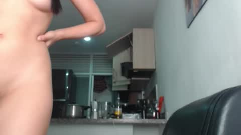 Snapshot of cristal_loverss chatting on 09-19-25, 11:22 cristal beautiful online show from 09-19-25, 11:22