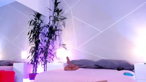 Snapshot of cristal_princess_ chatting on 01-15-25, 06:54 Cristal online show from 01-15-25, 06:54