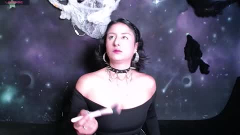 Cristal de Leon online show from 09-27-25, 06:02