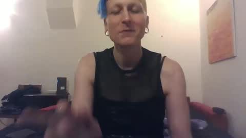 Cristall online show from 01-16-25, 02:41