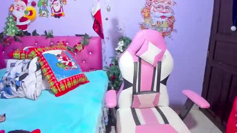 Natis online show from 12-25-24, 06:20