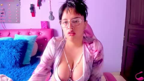 Natis online show from 11-23-25, 12:05