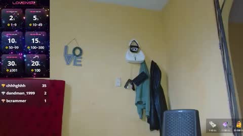 Snapshot of cristinamontiel74 chatting on 01-11-25, 06:33 cristinamontiel74 online show from 01-11-25, 06:33