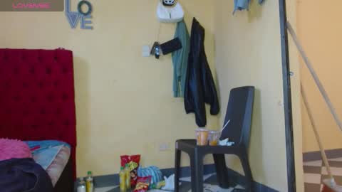 Snapshot of cristinamontiel74 chatting on 01-19-25, 03:42 cristinamontiel74 online show from 01-19-25, 03:42