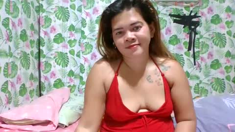 Snapshot of cristine316 chatting on 02-04-25, 02:28 cristine316 online show from 02-04-25, 02:28