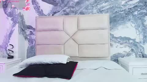 Cristine online show from 09-17-25, 01:24