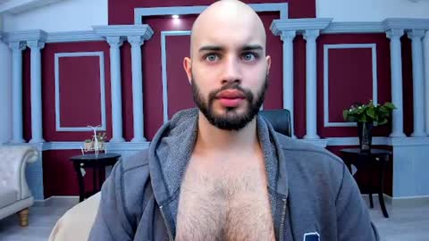 Cristobal Alzate online show from 12-05-24, 10:55