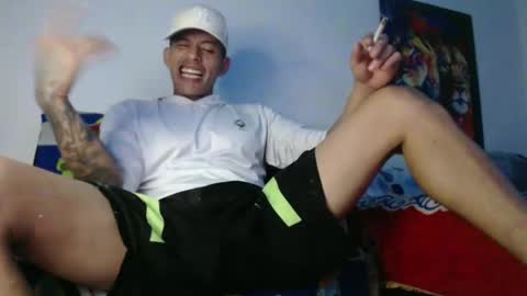 Snapshot of cristofer_dick5511 chatting on 12-03-24, 03:30 criistofer online show from 12-03-24, 03:30