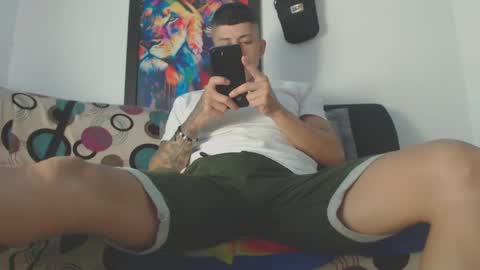 Snapshot of cristofer_dick5511 chatting on 02-08-25, 04:36 criistofer online show from 02-08-25, 04:36