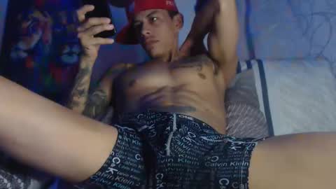 Snapshot of cristofer_dick5511 chatting on 10-02-25, 10:06 criistofer online show from 10-02-25, 10:06