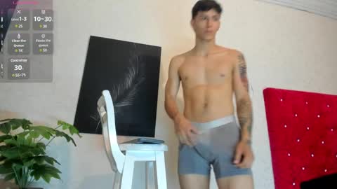cristopher23  online show from 12-23-24, 08:03